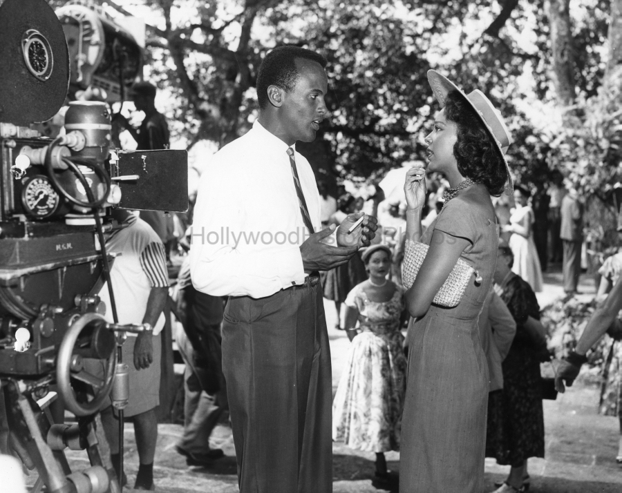 Dorothy Dandridge 1954 Harry Belafonte in Carmen Jones wm.jpg